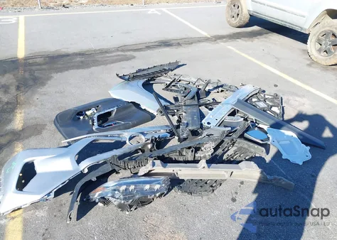 2024 Toyota Rav4 Xle из США, поврежденный, VIN 2T3W1RFV8RC272451